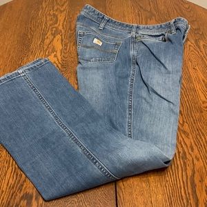 Carhartt relaxed fit jeans size 6